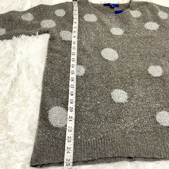 NWT Gray sparkle dust polkadot knit crewneck sweater size medium petite APT 9 - Picture 8 of 8